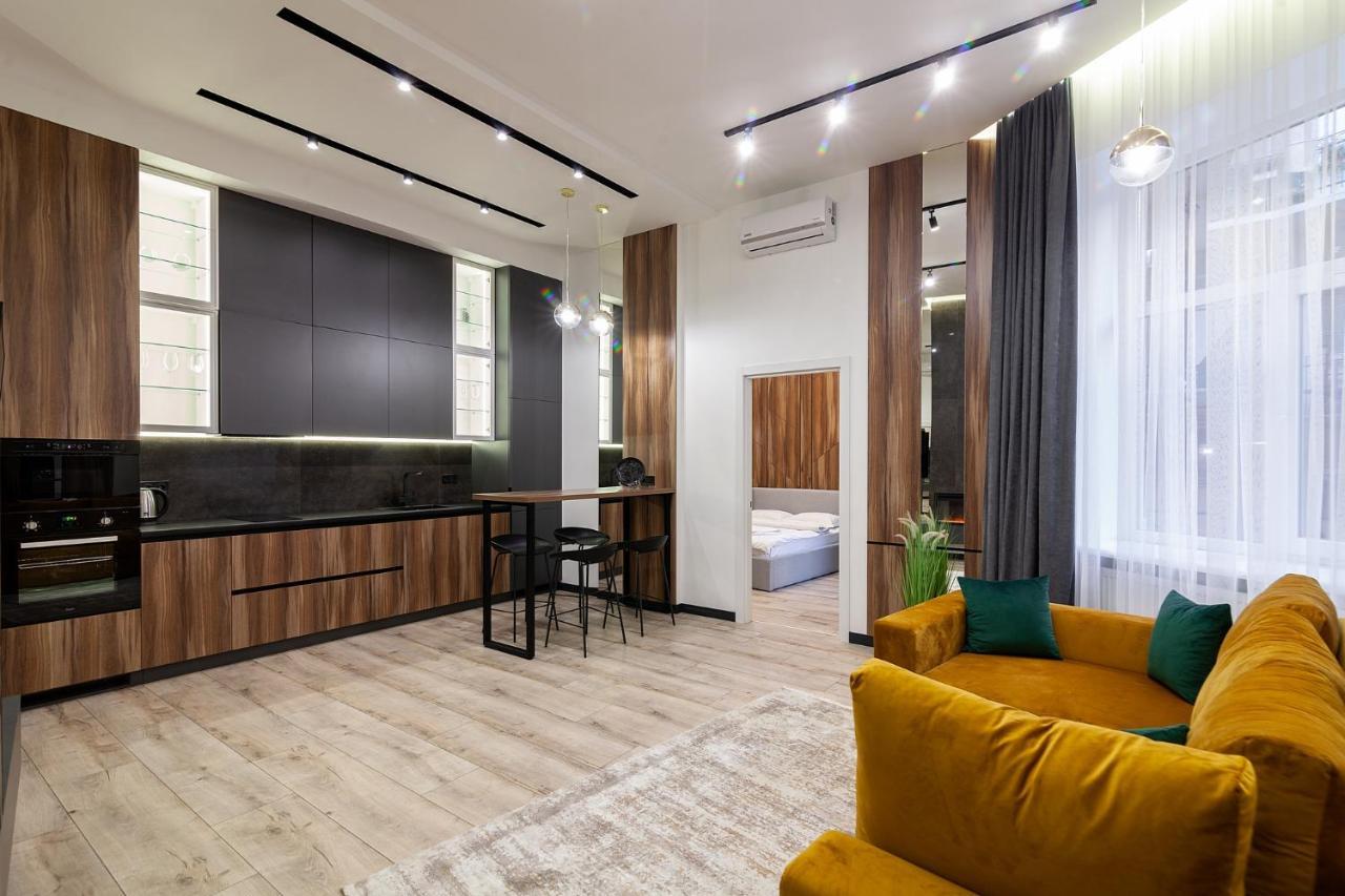 Royal Apartment On Leontovicha 7/2 Львов Экстерьер фото